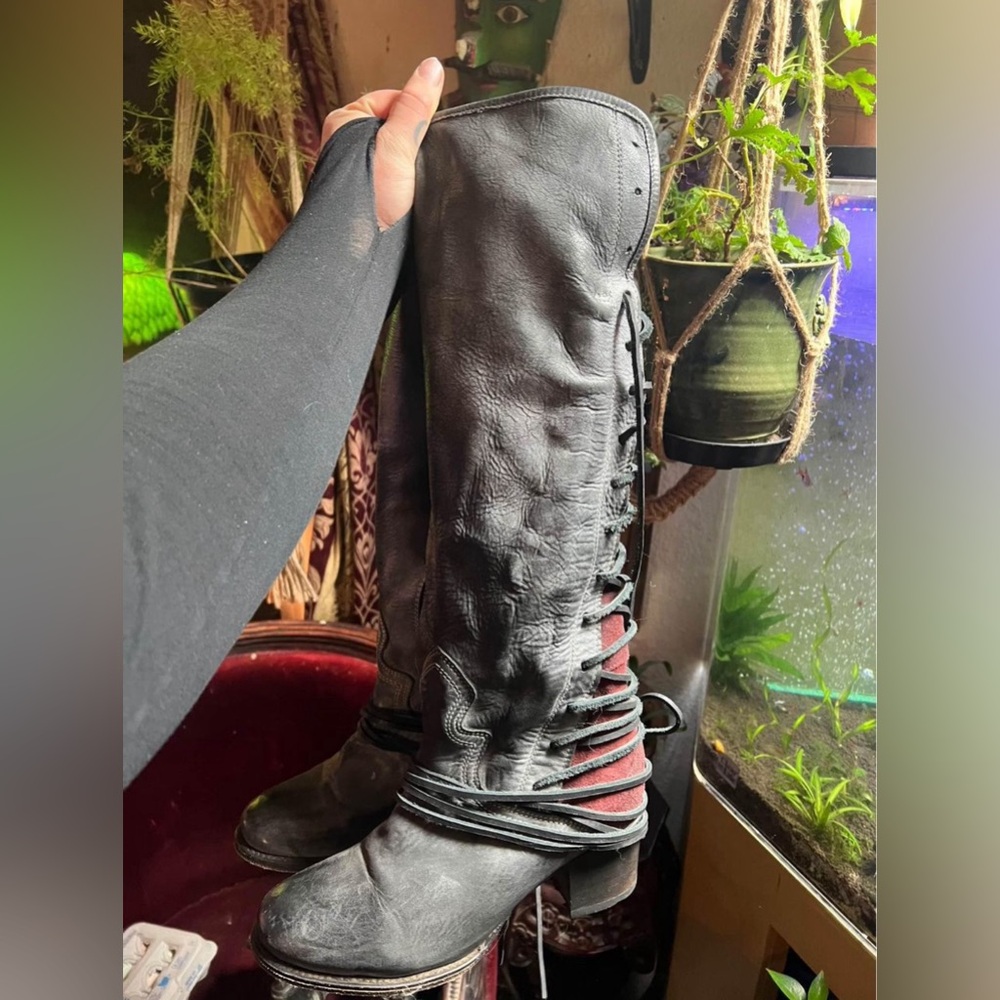 FREEBIRD by STEVEN coal boot